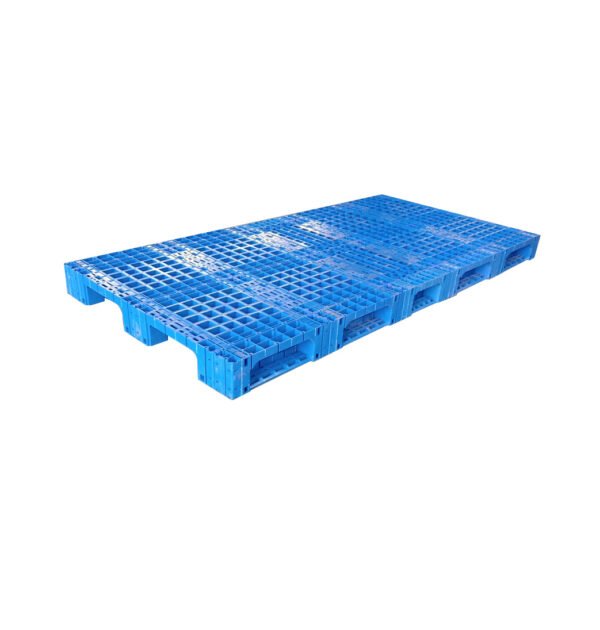 Blue 2000mm×1000mm 3 - runners modular plastic pallet, front view presents grid surface for cargo placement.