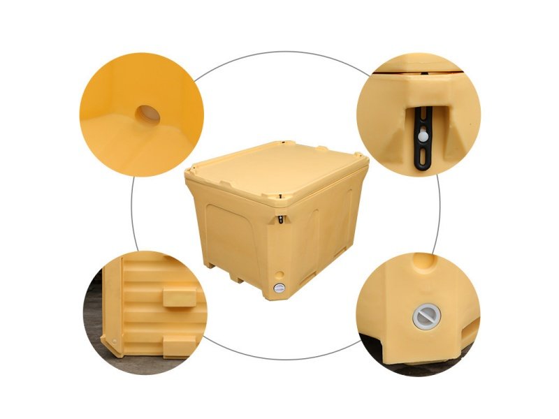 Details of insulated seafood container with lid, drain, latch, and reinforced base