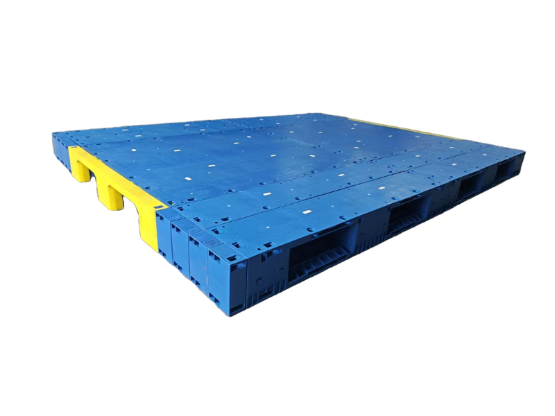 solid deck modular plastic pallets