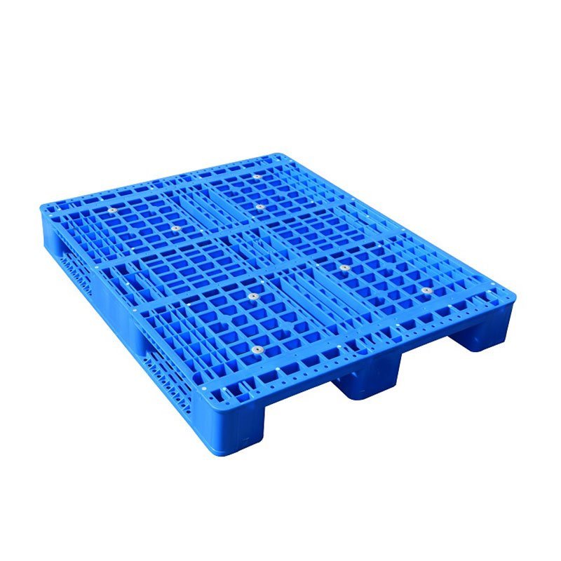 3 runners pallet.jpg