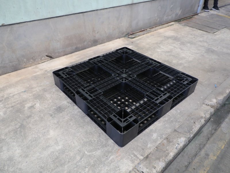 6 runner export pallet