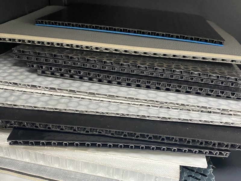 pp sleeve walls