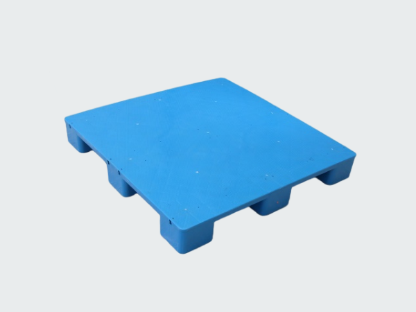 plastic pallet