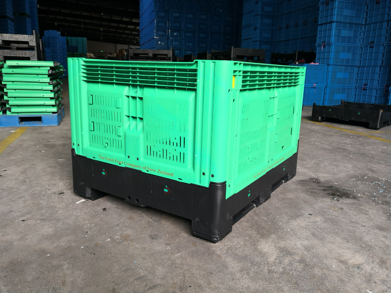 stackable pallet boxes