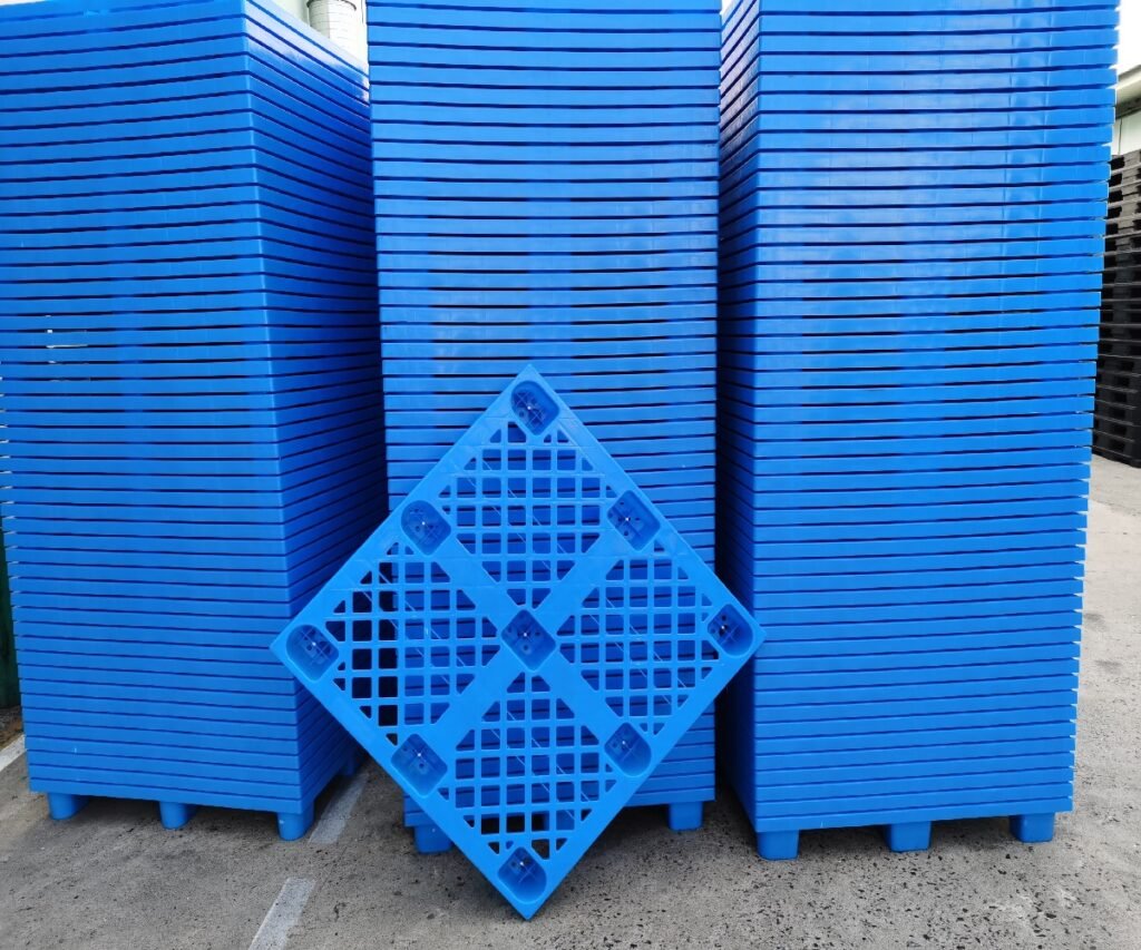 nestable plastic pallet advantages