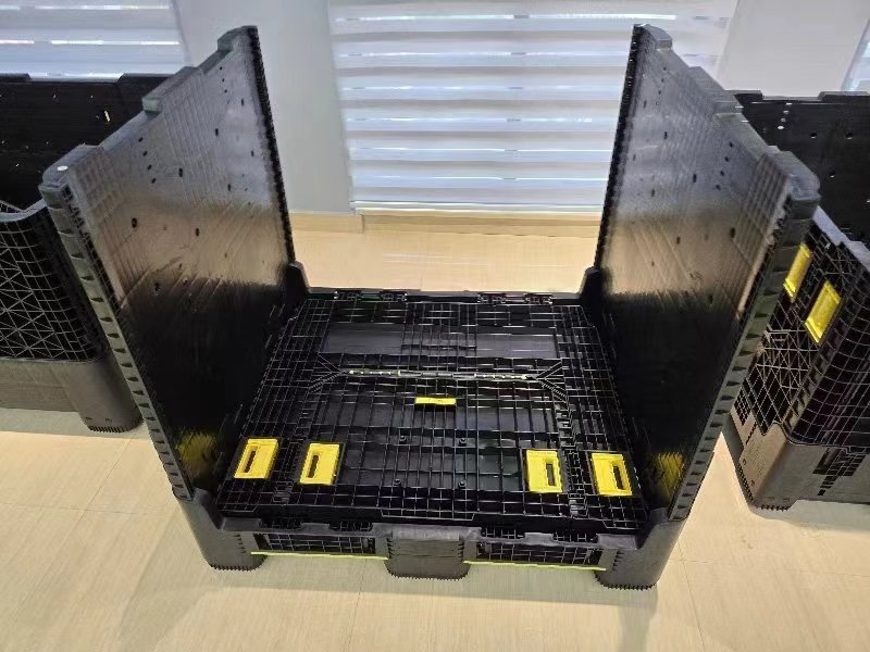 1140 × 980 mm industrial pallet box (4)