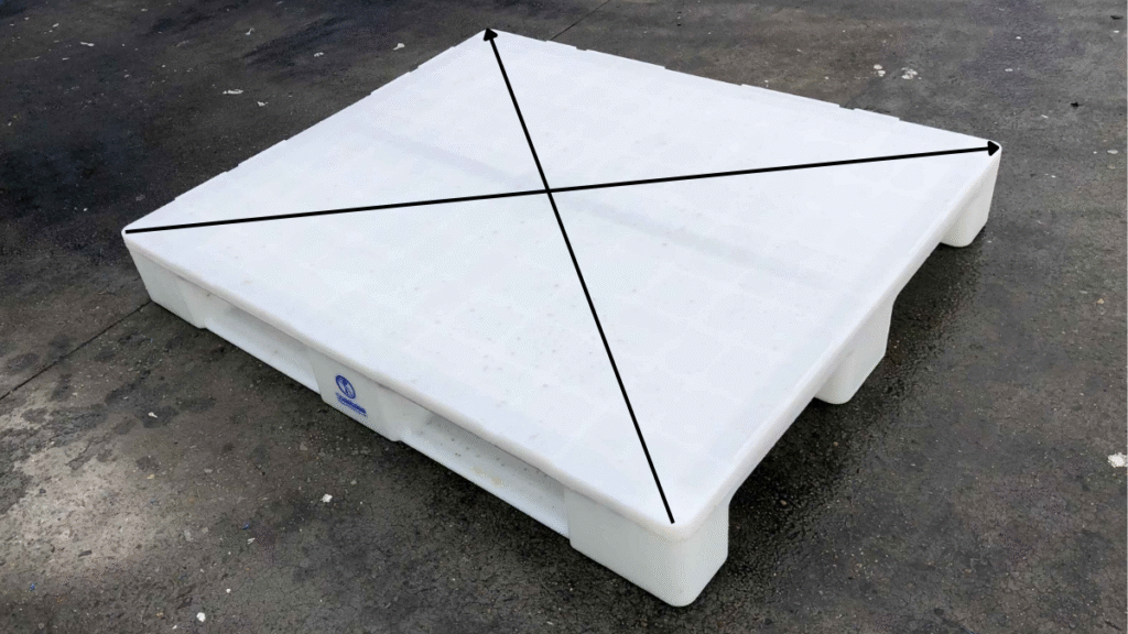 diagonal measurement of plastic pallets