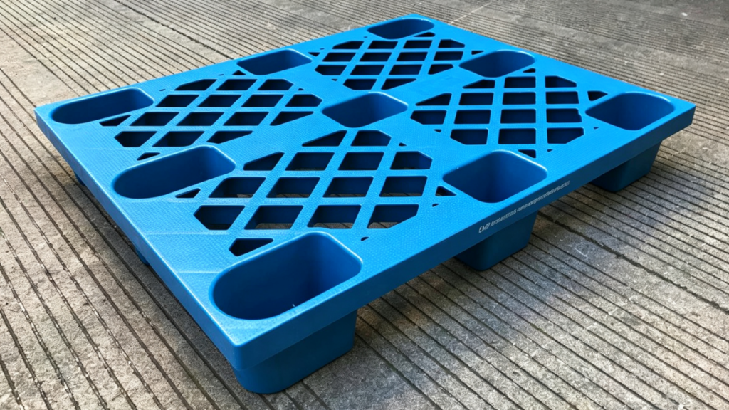nestable plastic pallet