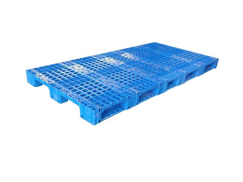 Blue 2000mm×1000mm 3 - runners modular plastic pallet, front view presents grid surface for cargo placement.