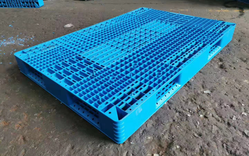 paleta de plástico reversible